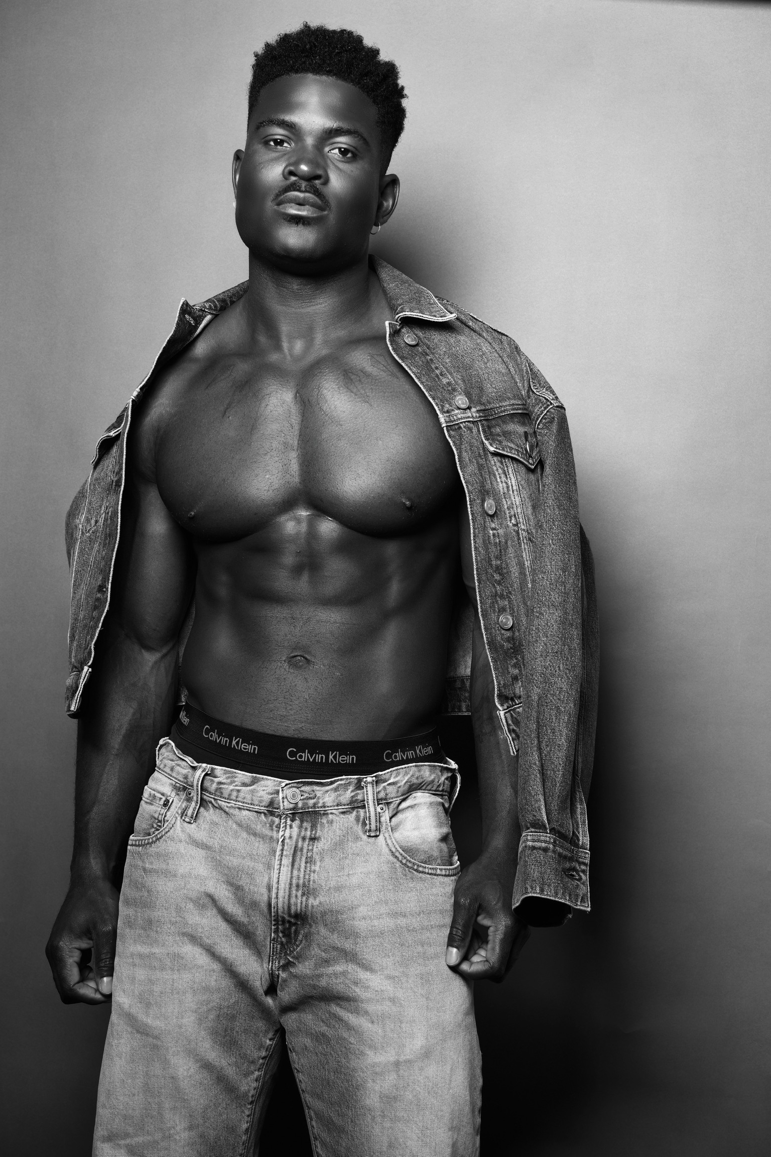 Joseph Foley — fitness physique editorial